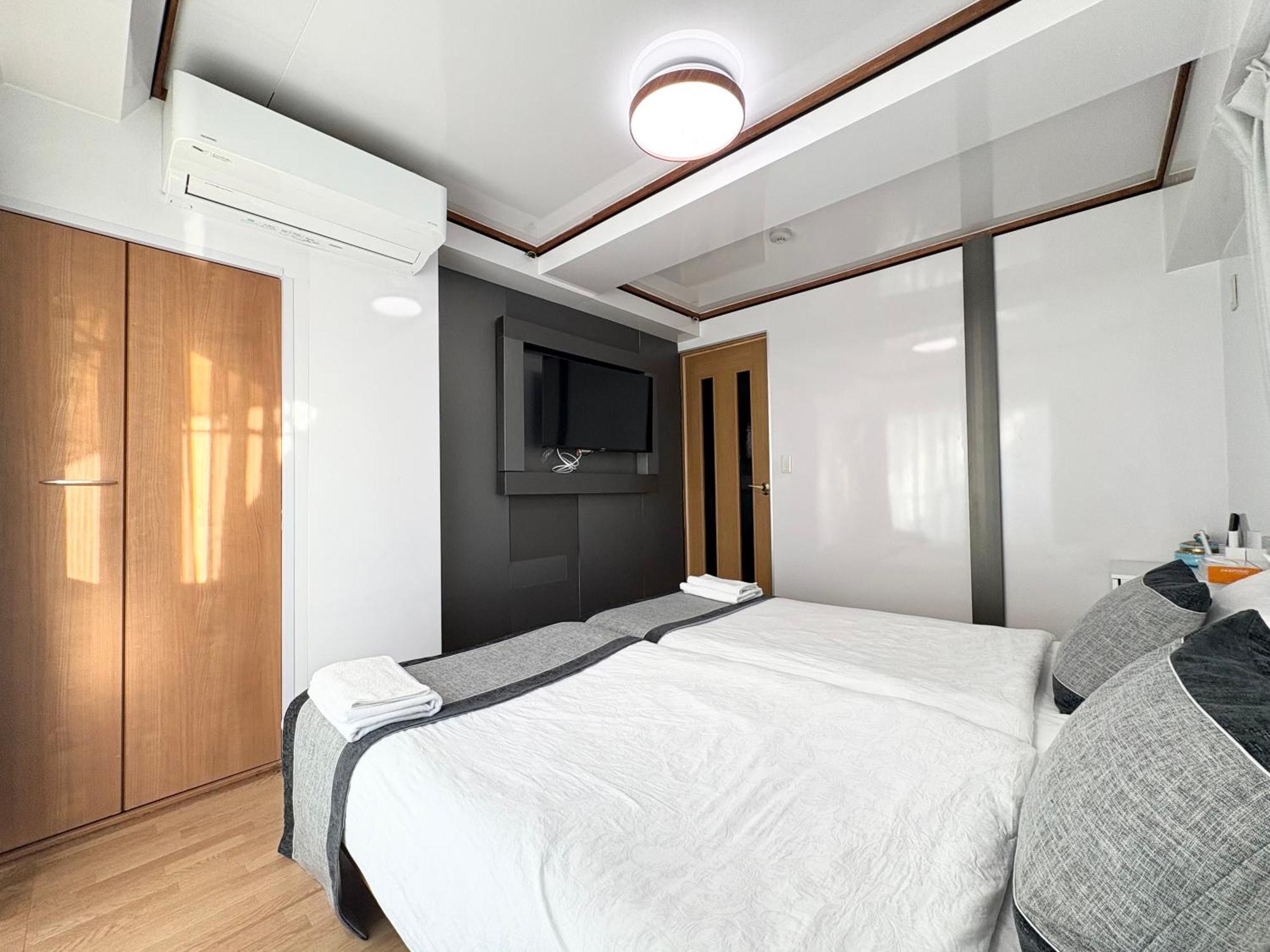 Ueno正和ビル Apartment Tokyo Bagian luar foto
